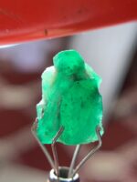 7.09 ct Swat Emerald Crystal – Majestic Green Gem from Pakistan - Image 10