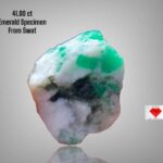 41.80ct Swat Emerald Specimen – Powerful Presence & Natural Depth (21.95 x 18.75 x 14.00 mm)