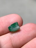 New Entry: 2.06 ct Swat Emerald Crystal — Sleek and Light-Facing - Image 6