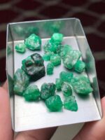 Swat Valley Emerald Rough Lot — 53.30 Carats - Image 6