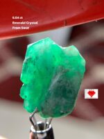 6.64 ct Swat Emerald Crystal – A Natural Green Wonder from Pakistan