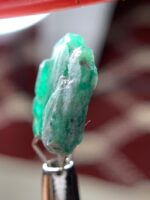 6.64 ct Swat Emerald Crystal – A Natural Green Wonder from Pakistan - Image 11