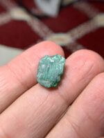 6.64 ct Swat Emerald Crystal – A Natural Green Wonder from Pakistan - Image 6