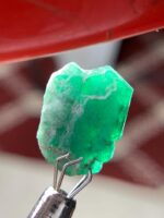 6.64 ct Swat Emerald Crystal – A Natural Green Wonder from Pakistan - Image 8