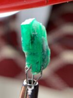 6.64 ct Swat Emerald Crystal – A Natural Green Wonder from Pakistan - Image 9