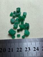 Swat Emerald Collection: 20.00ct Emerald Rough Lot (7.80 × 7.31 × 4.82 mm) - Image 2