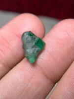 New Addition: 4.55 ct Emerald Crystal from Swat — Compact Yet Voluminous - Image 3