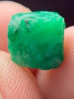 6.61ct Swat Emerald Crystal: Bold, Untreated, and Naturally Brilliant - Image 3
