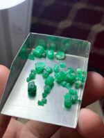 Swat Emerald Collection: 20.00ct Emerald Rough Lot (7.80 × 7.31 × 4.82 mm) - Image 6