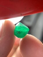 4.00 ct Swat Emerald Crystal – Natural Gem from Pakistan - Image 3