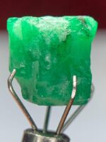 6.61ct Swat Emerald Crystal: Bold, Untreated, and Naturally Brilliant - Image 5