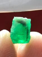 Discovering a 2.71 Carat Emerald Crystal from Swat: A Glimpse into Natural Beauty - Image 9