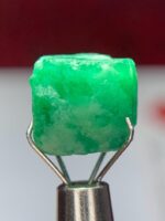 6.61ct Swat Emerald Crystal: Bold, Untreated, and Naturally Brilliant - Image 10