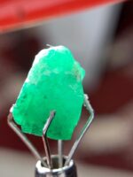 4.00 ct Swat Emerald Crystal – Natural Gem from Pakistan - Image 12
