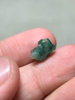 New Addition: 3.31 ct Swat Emerald Crystal — Slender, Light-Facing, Elegant - Image 3