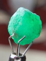 4.00 ct Swat Emerald Crystal – Natural Gem from Pakistan - Image 7
