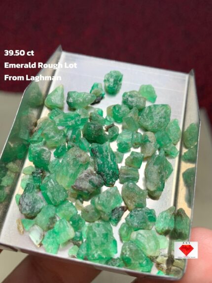 Unveiling the 39.50 ct Laghman Emerald Rough Lot: A Treasure for Gem Enthusiasts