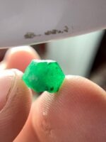The Allure of Precision: Exploring a 2.54ct Emerald Crystal with 6.45 mm, 6.25 mm, and 6.50 mm - Image 3