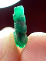 A Closer Look: 2.53‑ct Emerald Crystal from Swat Valley - Image 6