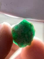 Exhibit Profile: 11.61ct Swat Emerald Crystal - Image 3