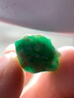 Exhibit Profile: 11.61ct Swat Emerald Crystal - Image 4