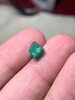 The Allure of Precision: Exploring a 2.54ct Emerald Crystal with 6.45 mm, 6.25 mm, and 6.50 mm - Image 5