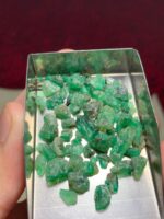Unveiling the 39.50 ct Laghman Emerald Rough Lot: A Treasure for Gem Enthusiasts - Image 7