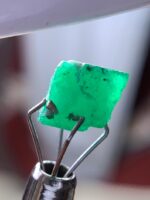 The Allure of Precision: Exploring a 2.54ct Emerald Crystal with 6.45 mm, 6.25 mm, and 6.50 mm - Image 8