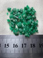 Discovering a Rare Swat Emerald: 34.29 Carats, Rough Form - Image 2
