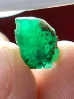 Radiant Depth: A 3.67ct Emerald Crystal from Swat Valley - Image 6