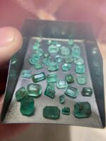 Brilliant 20.74ct Faceted Chitral Emerald - Image 4