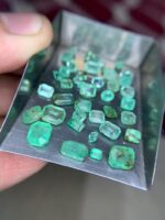 Brilliant 20.74ct Faceted Chitral Emerald - Image 8