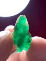 6.25 Carat Emerald Crystal from Swat, Pakistan – Natural Untreated Green Beryl - Image 6