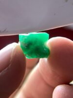 Nature’s Green Treasure: 7.77ct Emerald Crystal from Swat Valley - Image 3