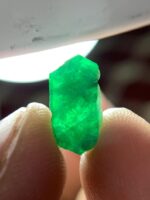 2.84 ct Swat Emerald Crystal – A Rare Gem from Pakistan - Image 4