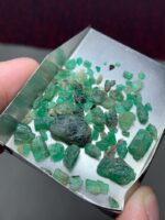 34.85ct Laghman Emerald Rough Lot – Natural Crystal Form - Image 7