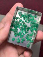 Raw Elegance in Quantity: 37.24 Carat Emerald Rough Lot from Swat Valley - Image 7