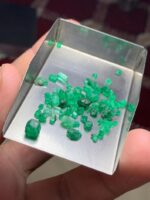 12.25 Carat Emerald Rough Lot from Swat — Natural Brilliance in Its Purest Form - Image 12