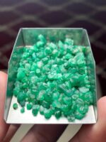 65.55 Carat Swat Emerald Rough Lot: Compact, Deep Crystals with Strong Presence - Image 4