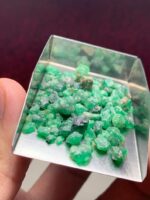 Unearthing Natural Brilliance: 49.96ct Swat Emerald Rough - Image 5