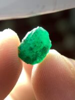 2.15ct Swat Emerald Crystal — A Vibrant Green Gem from Pakistan’s Emerald Valley - Image 5