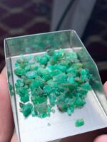 A Glimpse into Panjshir’s Hidden Treasures: 31.0ct Emerald Rough Lot - Image 7