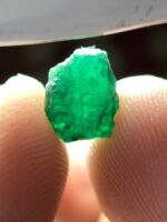 2.15ct Swat Emerald Crystal — A Vibrant Green Gem from Pakistan’s Emerald Valley - Image 10