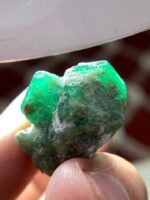 42.45 Carat Emerald Crystal from Swat: A Monumental Gem of Nature - Image 2