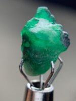 Natural 4.35ct Swat Emerald Crystal – Untouched Beauty in 8x10x7mm - Image 3