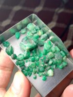 A Striking 49.95-Carat Emerald Rough Lot from Swat Valley - Image 4