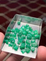 40.15 Ct Swat Emerald Rough Lot – Elongated Form with Strong Depth - Image 14