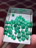 40.15 Ct Swat Emerald Rough Lot – Elongated Form with Strong Depth - Image 15