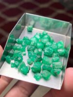 40.15 Ct Swat Emerald Rough Lot – Elongated Form with Strong Depth - Image 4