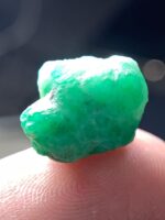 Exquisite 10.30 ct Swat Emerald Crystal: A True Natural Treasure - Image 6